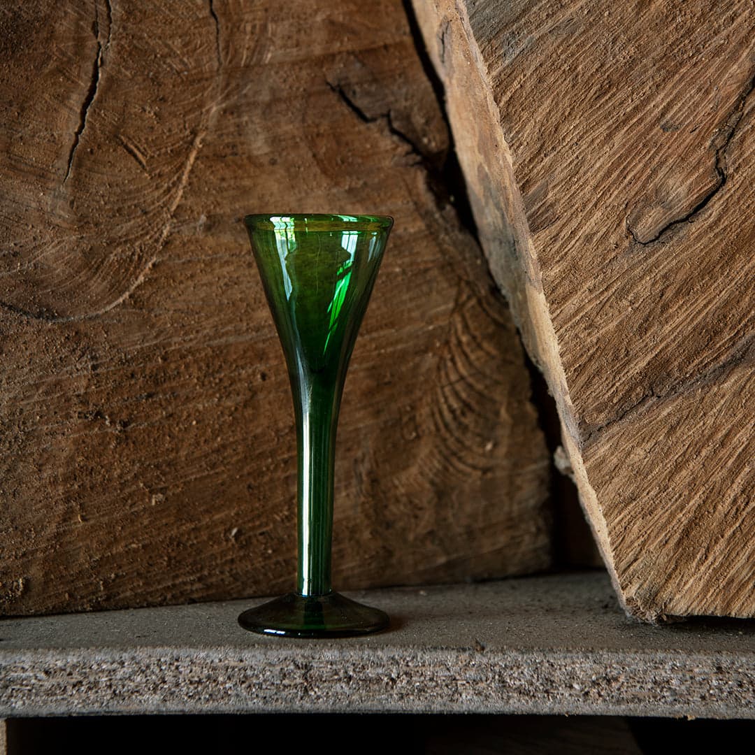 Antik snapsglas Utan dekor / Grön